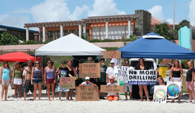 Environment: 1 Big Business: 0