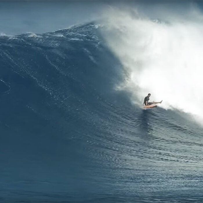 A spectacular backside bottom flop and side-mounted cockroach with perfect recovery from Lucas Chumbinho.