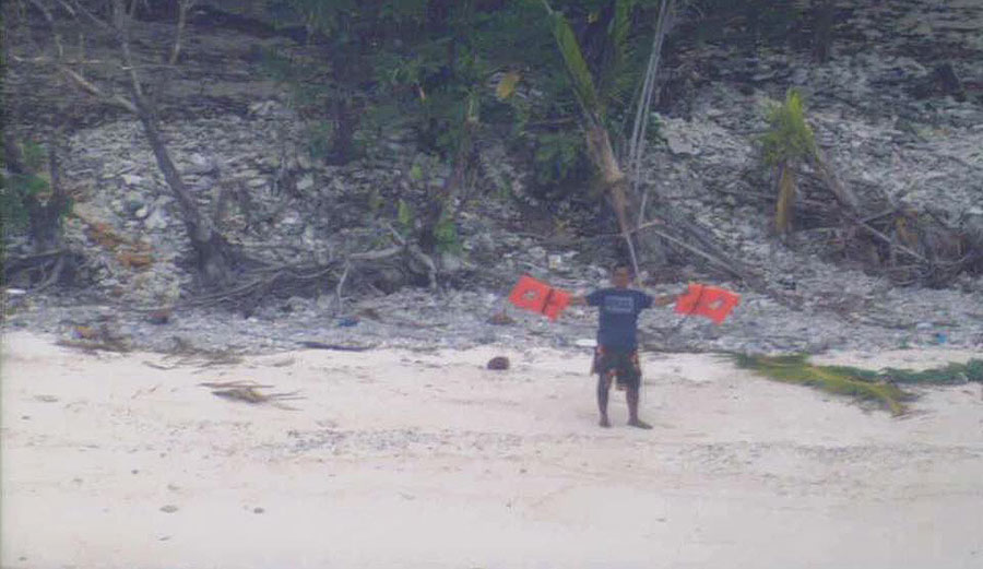 Plas halp. Photo:  US Coast Guard Hawaii Pacific/Facebook
