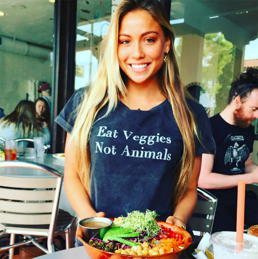 Photo: Instagram @tiablanco Credit: @lexxgovegan