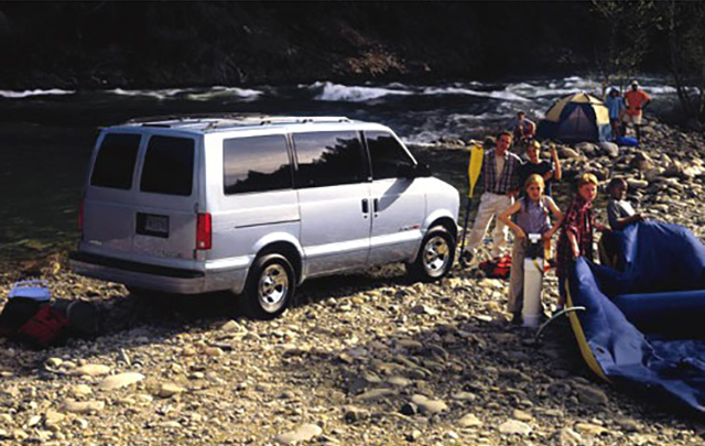 2002 Chevrolet Astro. Price: $5,395