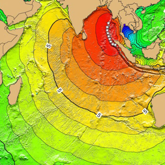 NOAA's tsunami map for the 2004 Indian Ocean tsunami. The map calculates the first-arrival travel times of the tsunami, following their generation at the earthquake epicenter. Image: Wikimedia Commons
