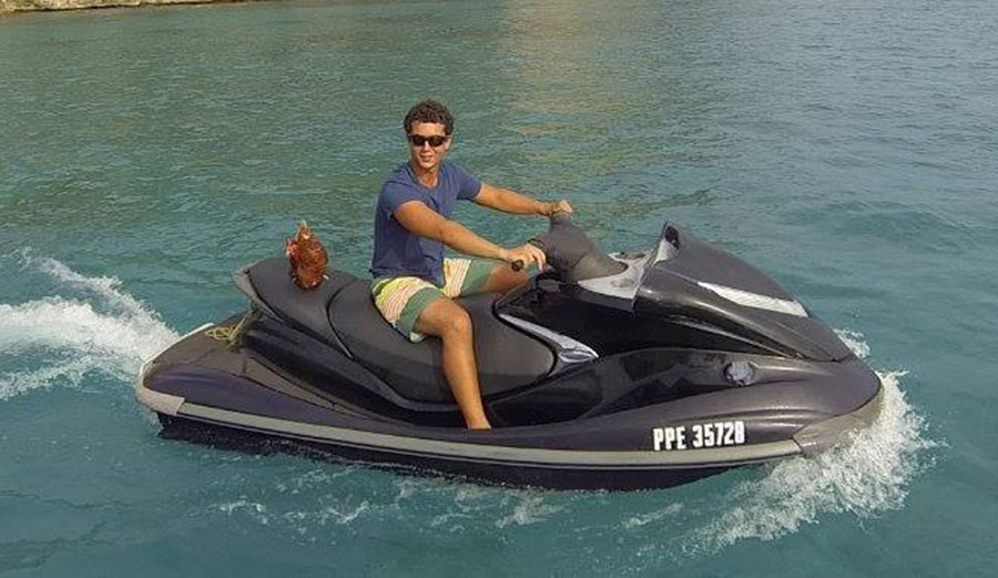 Photo: Sourée/Facebook