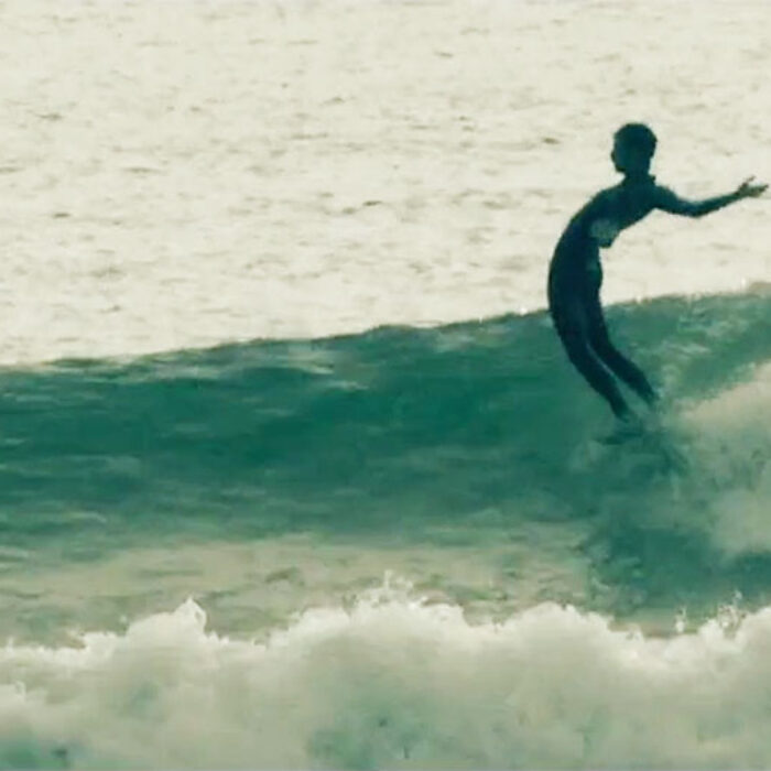 Kiko Romaguera and João Forte e Miguel Mendes broke out the longboards and hit the road, finding fun waves along the way.