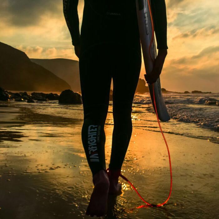 surfer sunset Photo: João Bracourt