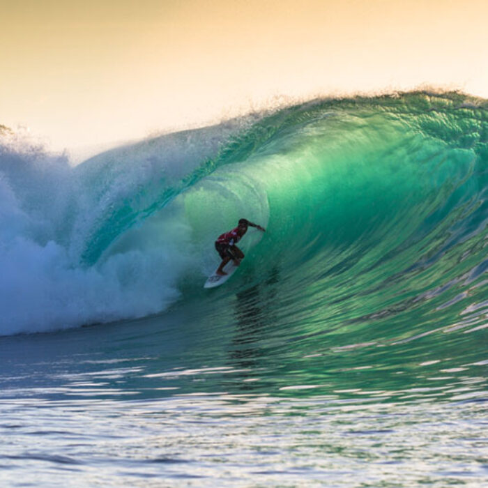 The world's best tube riders at the world's best tube.