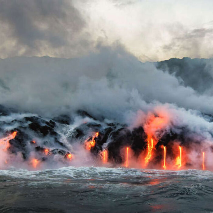 The newfound methane cache is nearly 5,000 miles long and stretches from Hawaii to Guatemala . Photo: Shutterstock