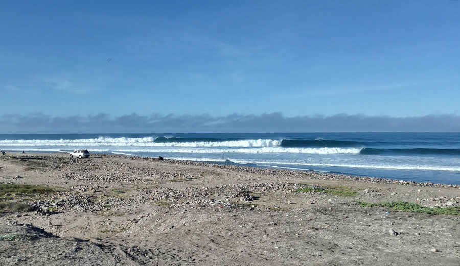 Day three. Waves: Great. Knee: fucked.