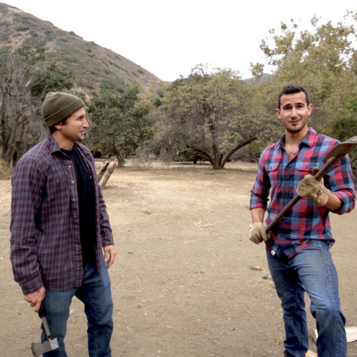 Here's how ya chop wood. Photo: The Inertia