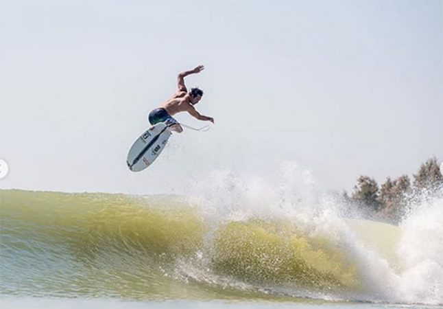 Jordy Smith, above the lip, Surf Ranch, 