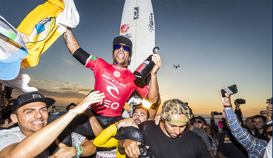 Italo Ferreira wins Portugal