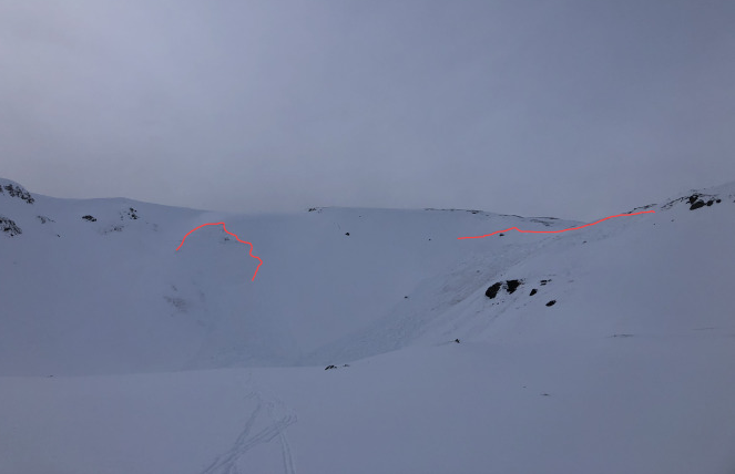 Skier killed in slide in Colorado participating in avalanche course.