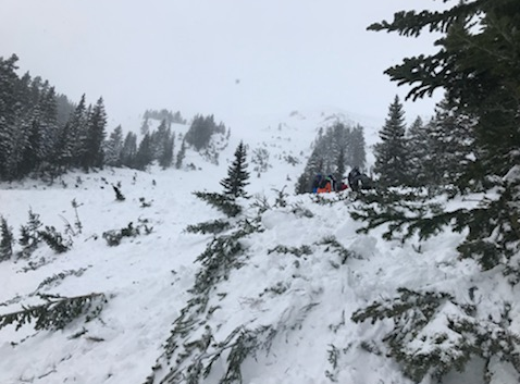 Jones pass slide kills photographer