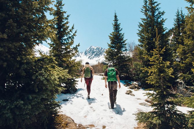 5 Ways to Have Fun With Your Spouse Outdoors