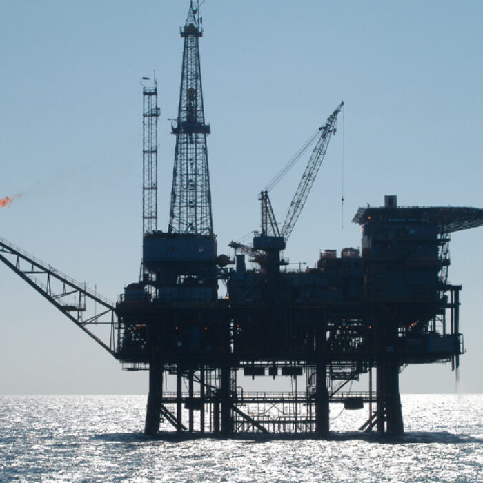 "In my view, U.S. regulators and energy companies have not paid enough attention to hidden vulnerabilities and long-term risks across our fossil fuel economy." Photo: Wikimedia Commons