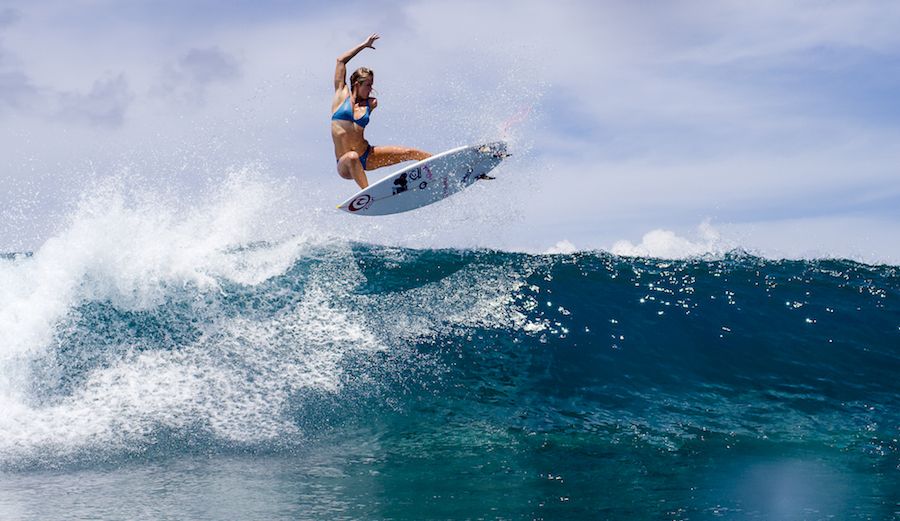Bethany Hamilton pulls her first air reverse. Photo: Aaron Lieber