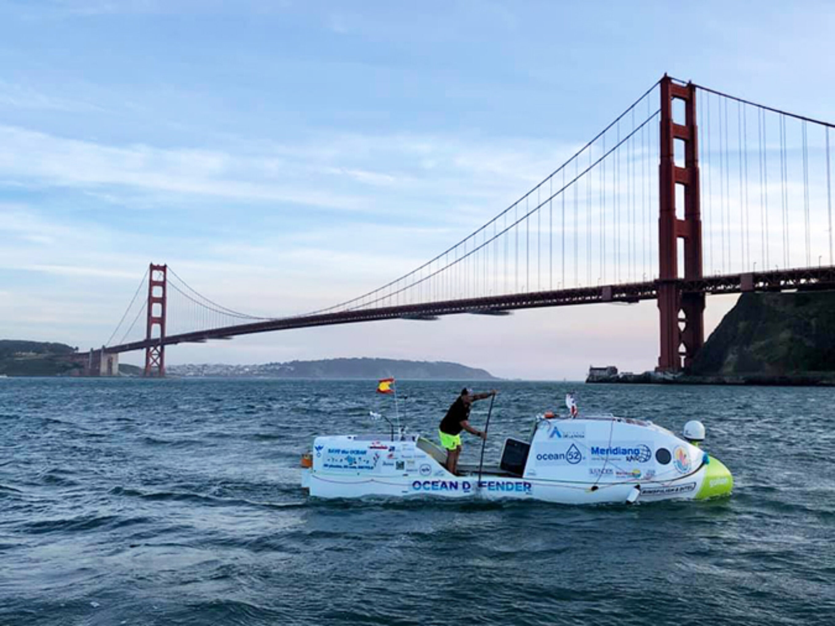 50-Year-Old Spaniard Paddles from San Francisco to Hawaii