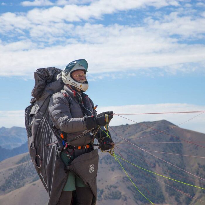 Rescuers Are Desperately Trying to Find a Legendary Paraglider Who's Gone Missing in Nevada