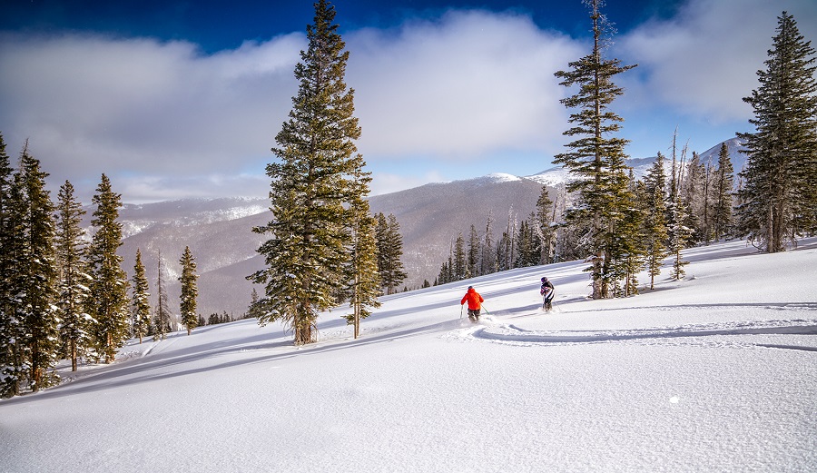 A Guide to Road Tripping to Six of Colorado&rsquo;s Most Classic Ski Resorts