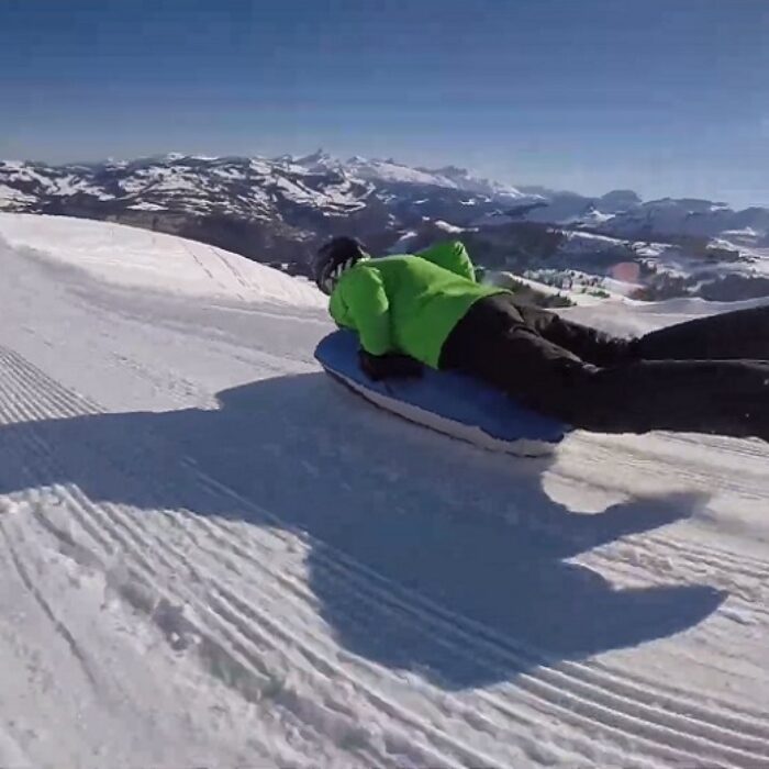 airboarding on snow