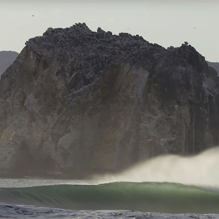 Perfect wave at Witch's Rock, Costa Rica