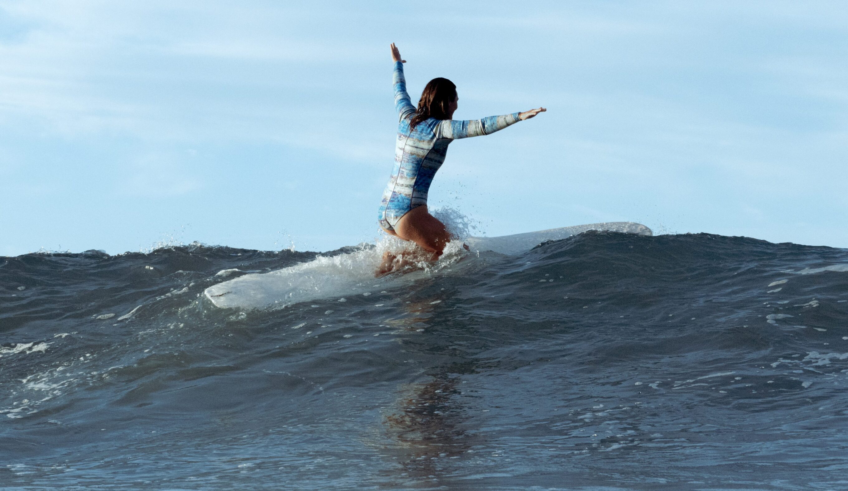 kassia meador , kassia meador's definitive guide to longboarding 2.0
