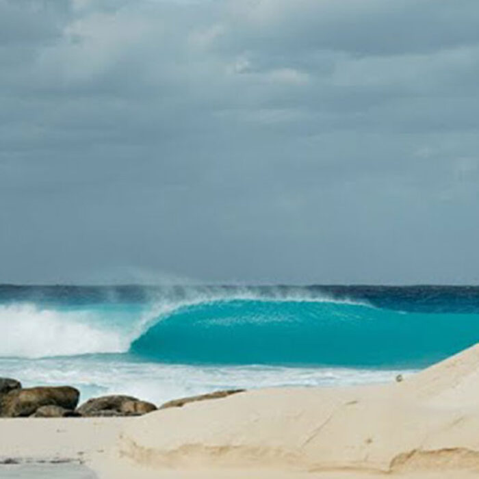 Bahamas surfing