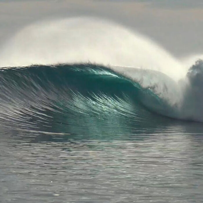 Perfect wave at Lance's Right