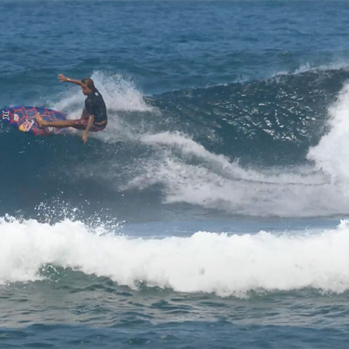 Kai Lenny surfing