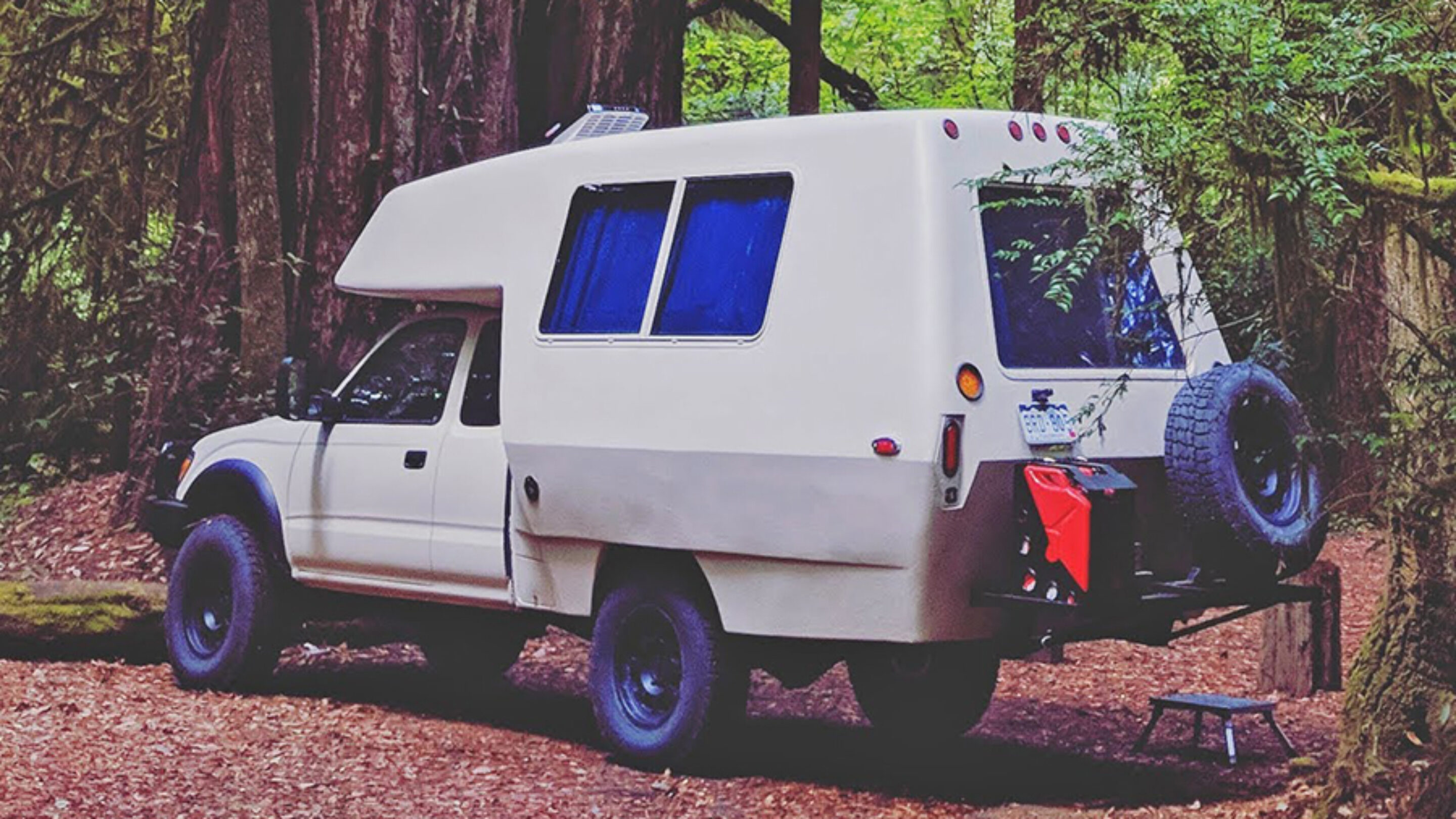 vintage camper on a 2001 Toyota