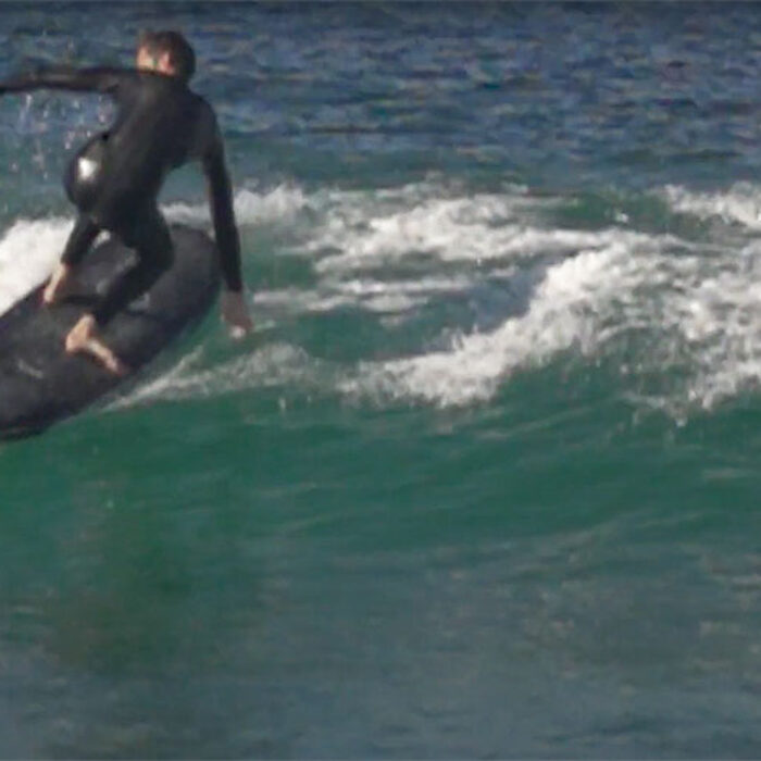 Cam Scott finless surfing