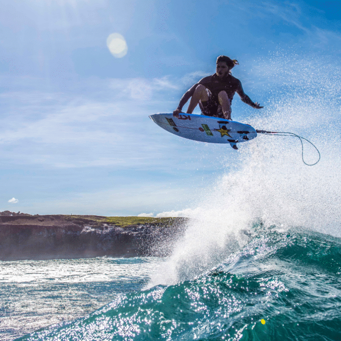 Matt Meola punts a huge air in Maui. Photo: @1more808