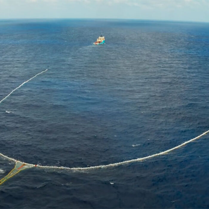 The Ocean Cleanup System 002