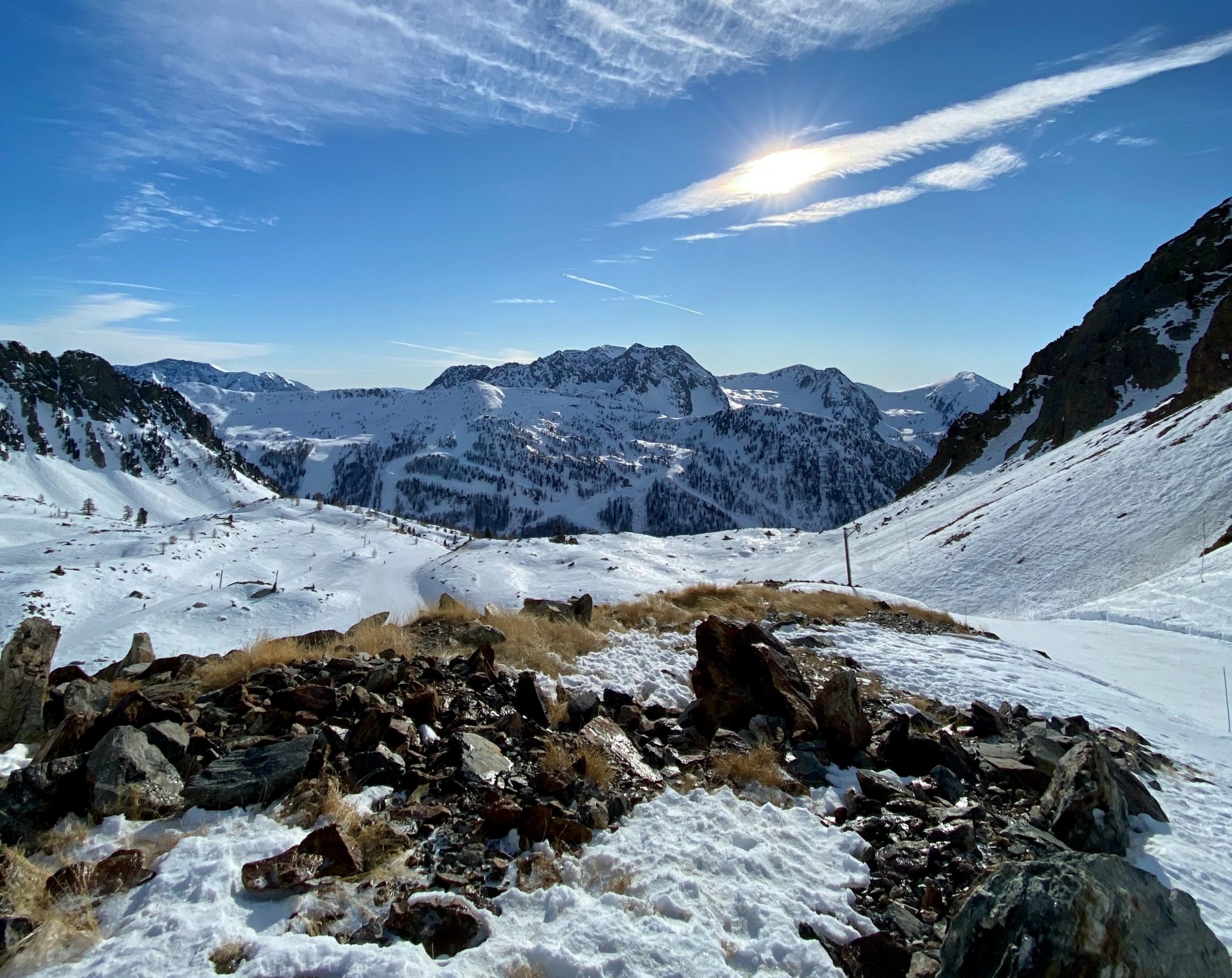 5 Reasons Why Everyone Should Own A Pair of Rock Skis | The Inertia