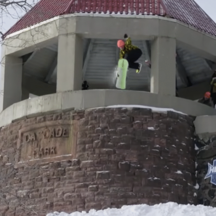 Duluth Heavy Metal Snowboarding