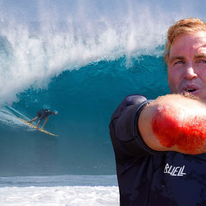 Jamie O'Brien Pipeline surfing