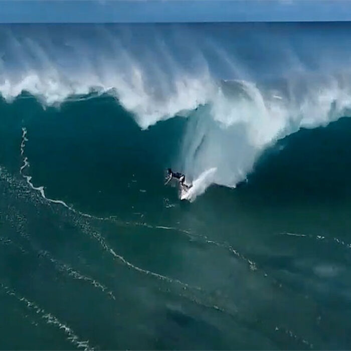 Billabong Pro Pipeline wave