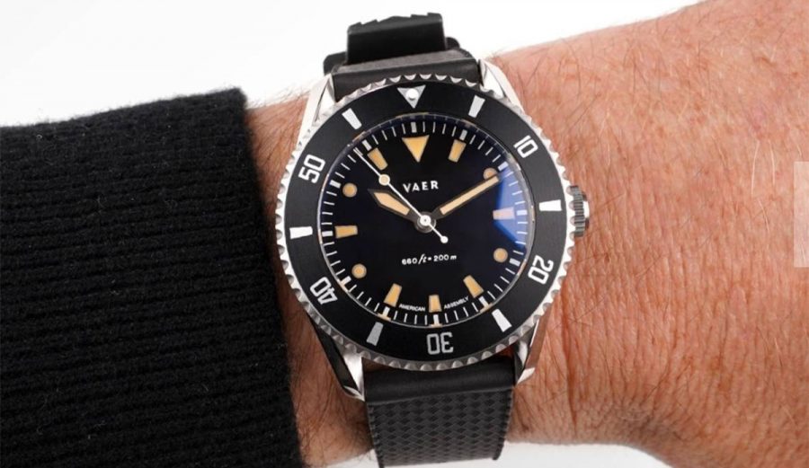 Gear We Test the Vaer D4 Solar Diver Watch