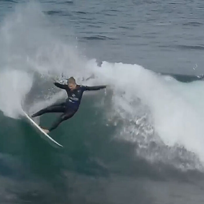 Stephanie gilmore surfing at Bells Beach