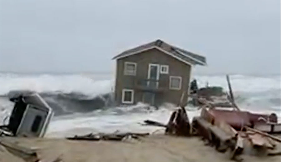 outer banks home collapse