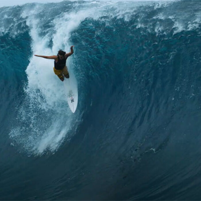 Teahup'o wipeout Nic von Rupp