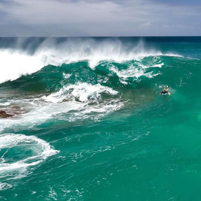 jamie o'brien surfing in Hawaii