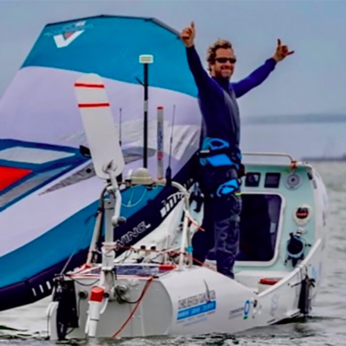 Chris Bertish Completes 2,550-Mile California-to-Hawaii Crossing Using Only a Wing