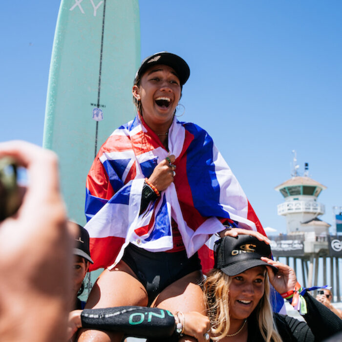Kelis gets the chair at the US Open of Surfing
