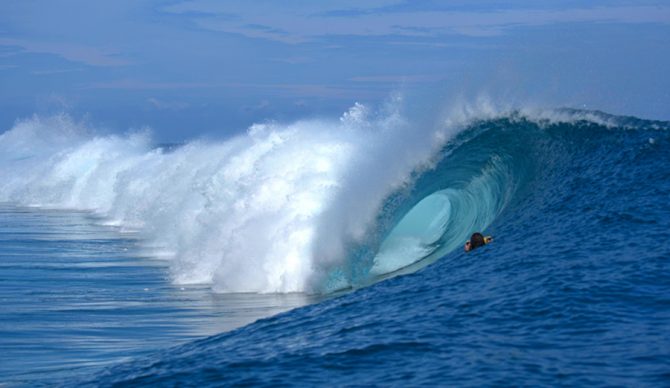 Code Red 2 From the Water: Diego Balestro Filmed the Giant Swell While Swimming