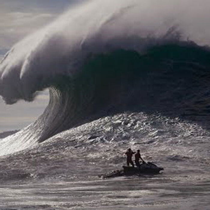 Maxing Nazaré with Tim Bonython