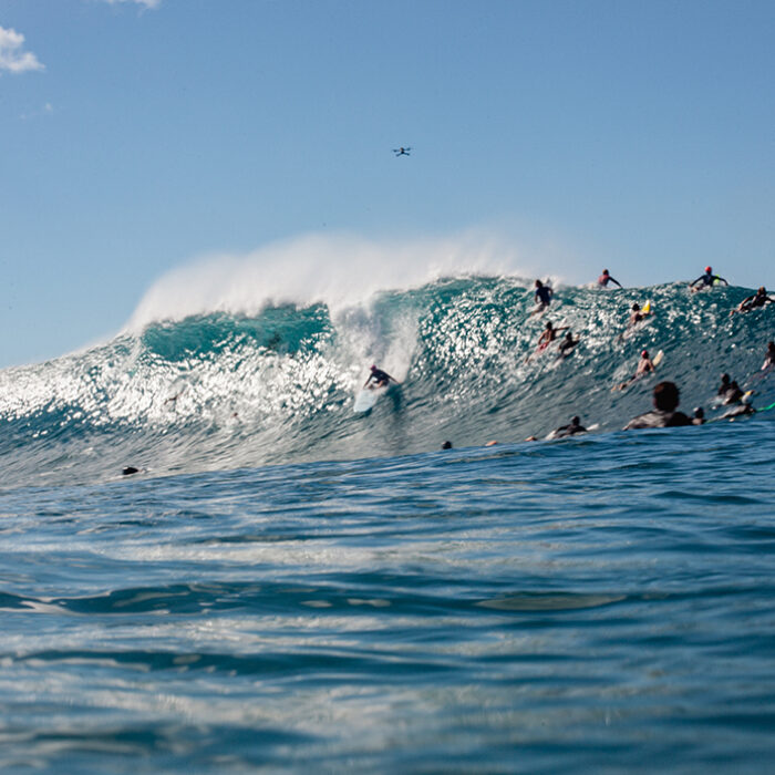 Pipeline Has Been Firing Lately: 11 Photos From the Lineup to Prove It