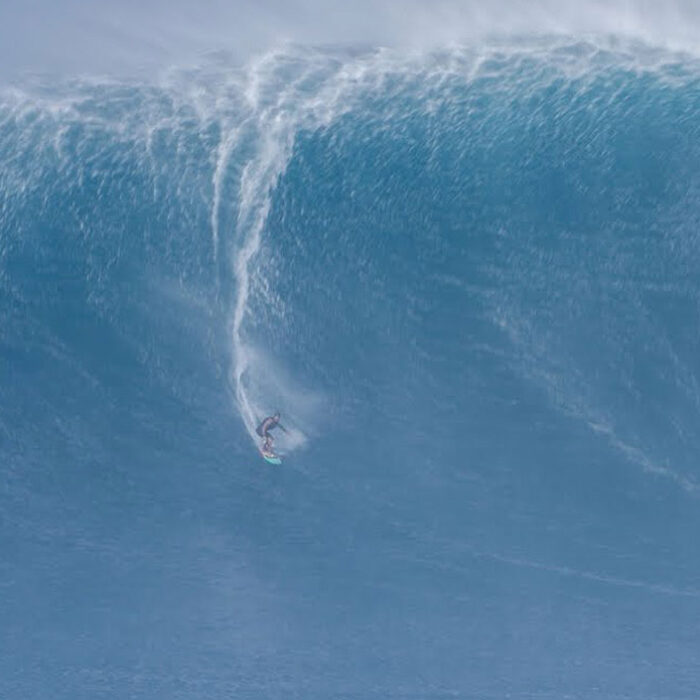 Eddie Aikau swell at Jaws