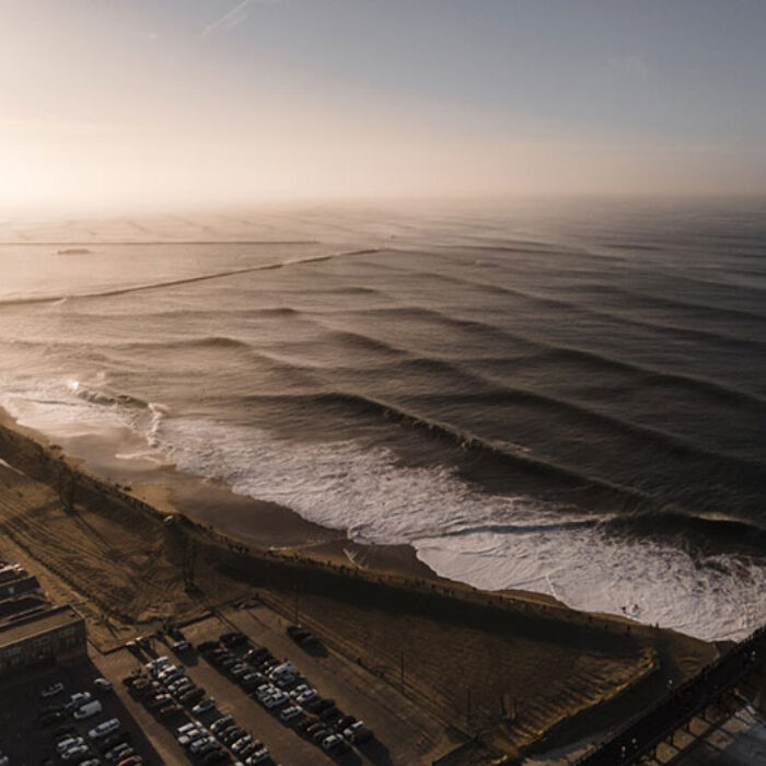 photograph catches square waves in Orange County