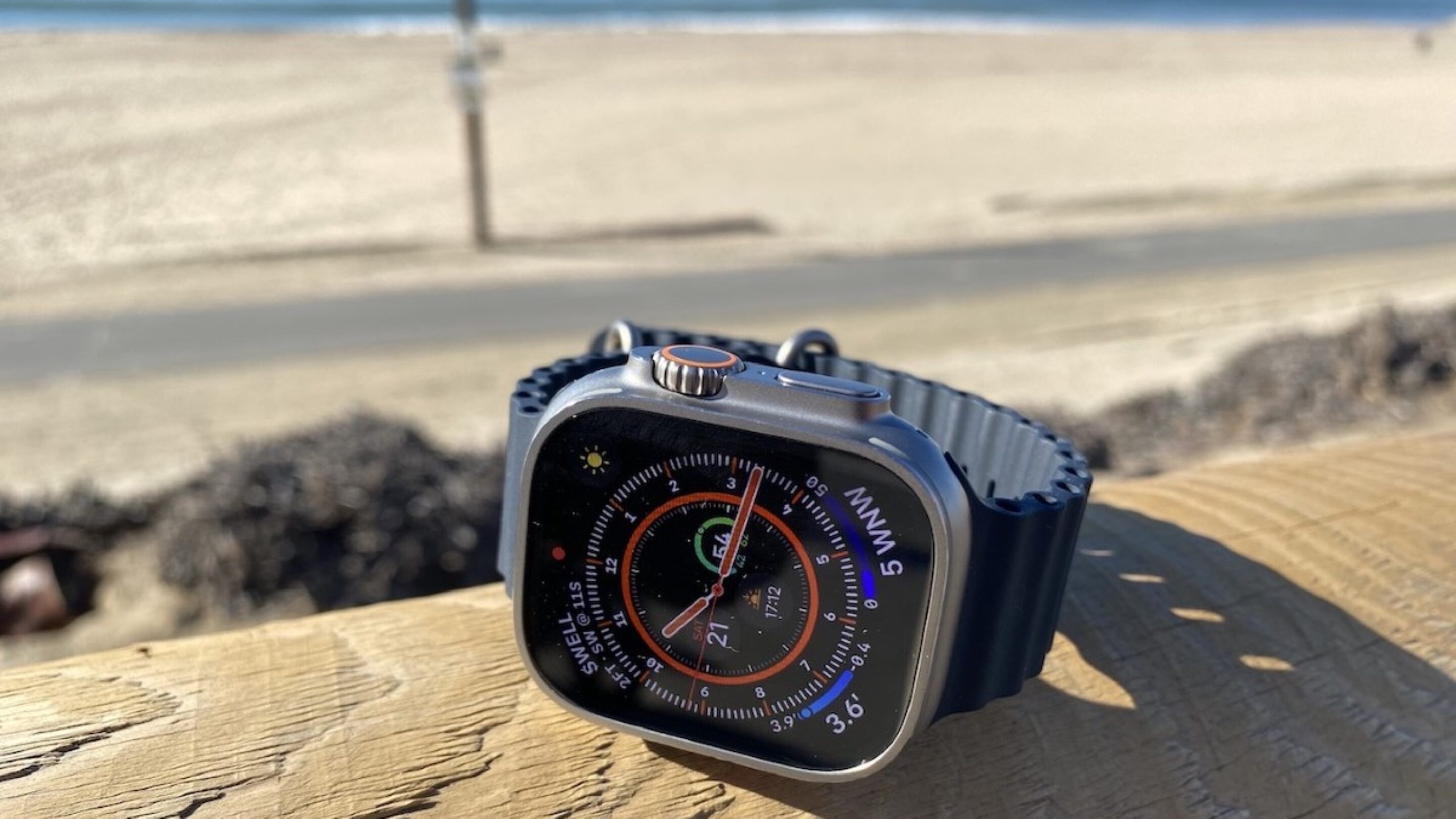 apple watch ultra surfing